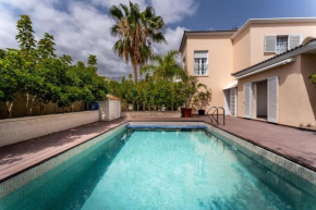 Cozy and charming villa with pool